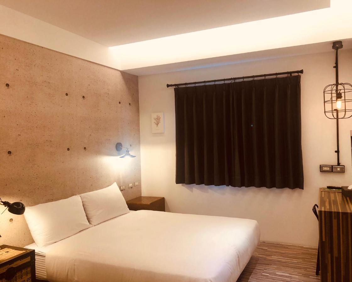 仁愛小公館-市區近東大門 Kota Hualien Bagian luar foto